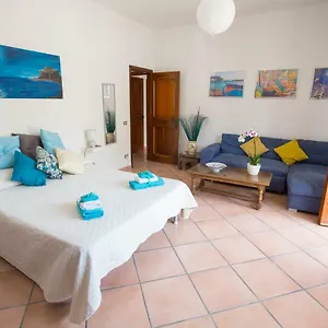 https://mia-guesthouse.sicilyhotelsitaly.net